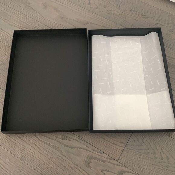 CHANEL Empty Medium Gift Box – 15” x 11” x 2” with Ribbon, Camellia, Tissue - Picture 6 of 11